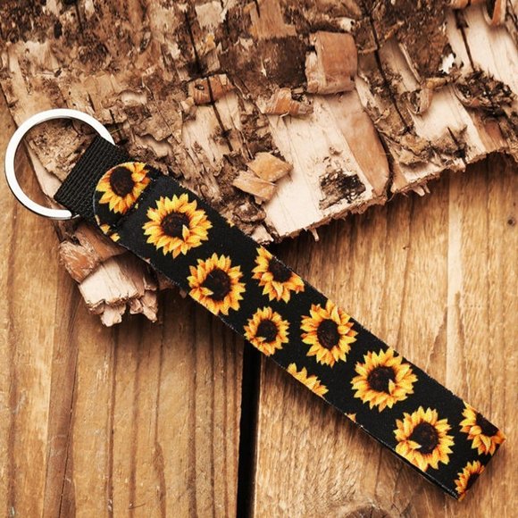 Accessories - 𝅺black Sunflower Print Keychain